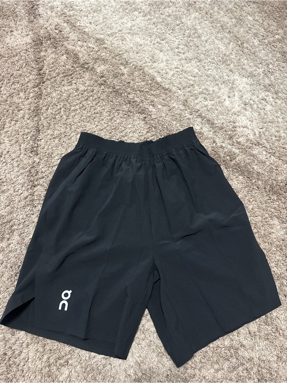Train Shorts in Black
On clouds